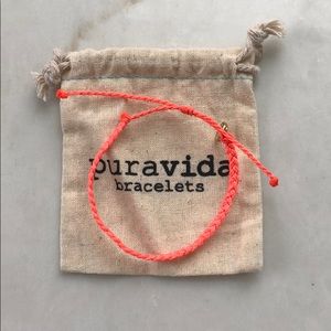 🤍 NWOT Pura Vida- Bright Strawberry bracelet